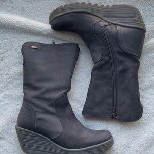 London Fly, brown boots, side zip, size 39